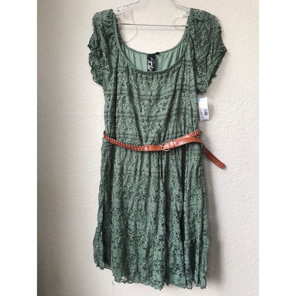 Stretchy Green Lace Dress